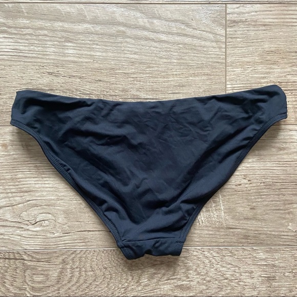 Sea Level Halter Two Piece Swimsuit size 8 - Picture 7 of 15